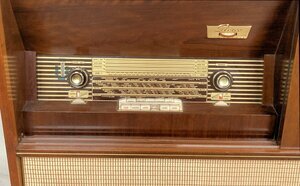 siemens--fernseh-stereo-musiktruhe-pf-12-91758-4.jpg