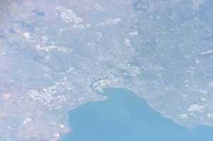 ISS012-E-13309_-_View_of_Victoria_2C_Australia.jpg