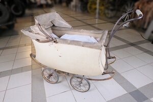 kinderwagen-der-firma-hasa-96911-382891-4.jpg