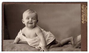 tilli-simon-1913-1940-als-baby-79998-3.jpg