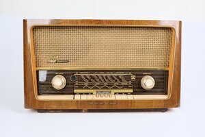 roehrenradio-grundig-3028-95217-000586-3.jpg